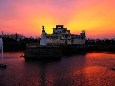 Lakhota_lake_Jamnagar,_Golden_hours